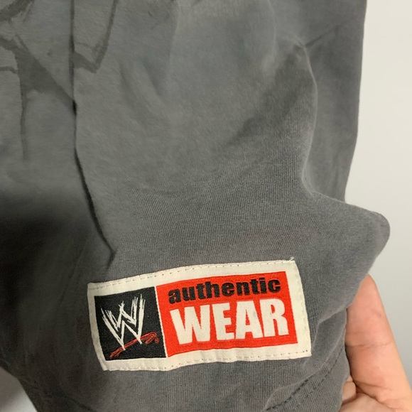 Vintage Triple H Skulls all over print shirt - Picture 3 of 5